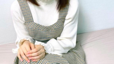 FC2-PPV-2454733 조용하고 알몸으로 보이는 미소녀를 즉시 삽입 → 2 학년에 질내 사정
