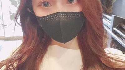 FC2-PPV-2092813 [무] 피부가 하얗고 요염한 날씬한 유부녀.  - - 그녀는 공중화장실에서 구강성교를 하고 호텔에서 그녀의 홍조를 띤 몸에 지속적인 질내 사정을 합니다.